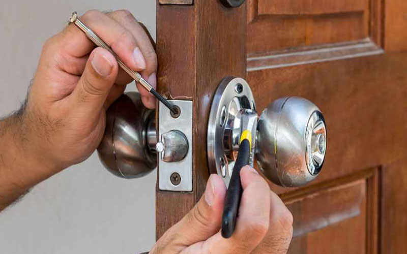 Kilit Montaj ve Değişimi